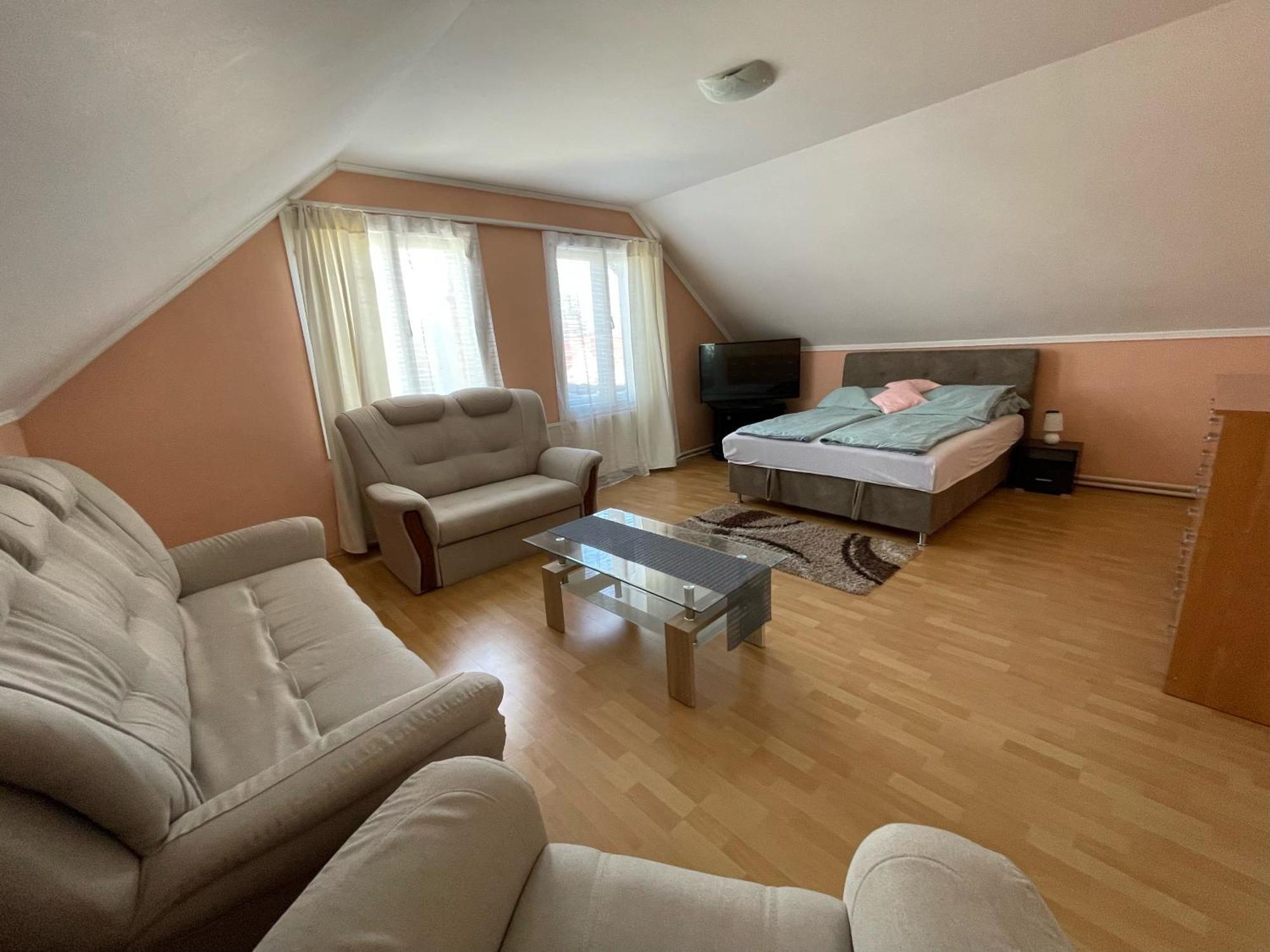 Nikolux Apartman Hajdúszoboszló Zewnętrze zdjęcie