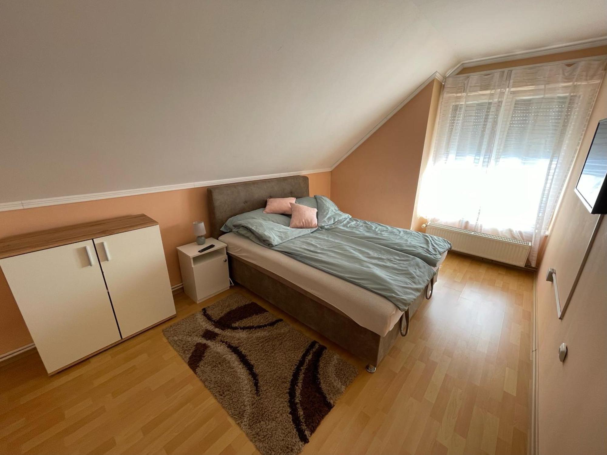 Nikolux Apartman Hajdúszoboszló Zewnętrze zdjęcie